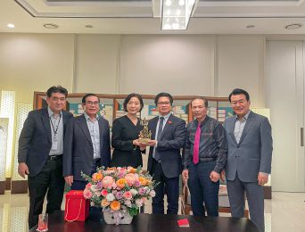 Chủ tịch Trung tâm Trọng tài Quốc tế Việt Nam (VIAC) gặp và làm việc cùng tân Đại sứ Hàn Quốc tại Việt Nam